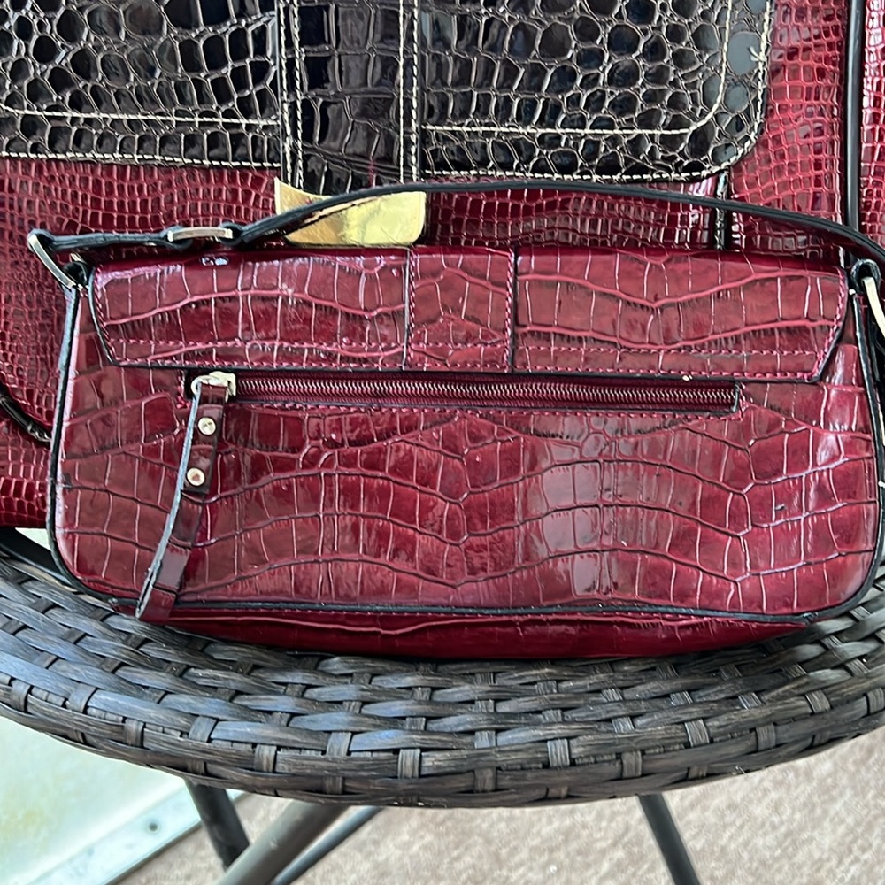 GUESS VINTAGE SHOULDER BAG - Picture 4 of 10